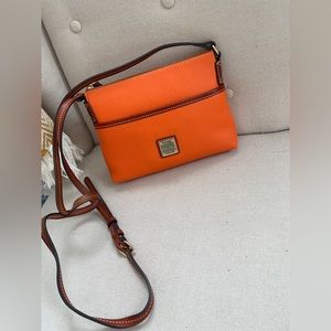 New Dooney & Bourke leather crossbody bag